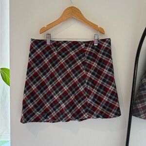 Stylish Tartan Mini Skirt